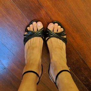 MOVING SALE✨RAGAZZA Strappy Snakeskin Pumps